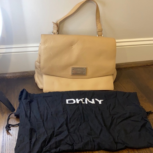 dkny tan purse